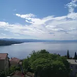 Διαμέρισμα Apartment